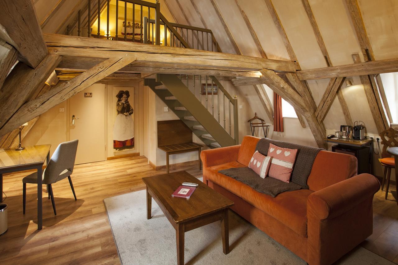 Suite Duplex avec Baignoire Balnéo